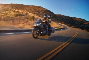 25 Honda Gold Wing Matte Black Metallic Action