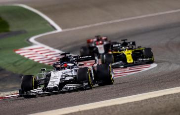 Daniil Kvyat qualified a season-best sixth for Sunday’s Sakhir GP
