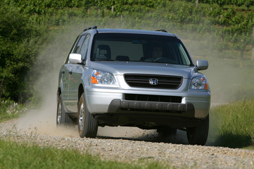 2003 Honda Pilot EX.
