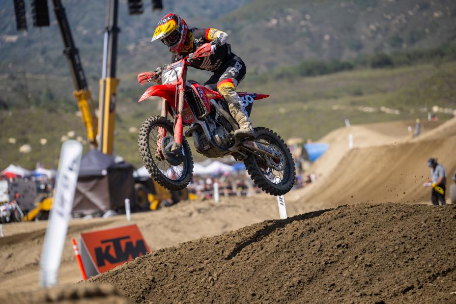 Powerful Return to Racing for Honda HRC Progressive at Fox Raceway