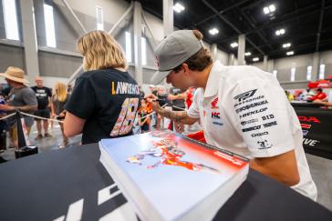 Honda HRC Progressive Controls SMX Playoffs After St. Louis Sweep