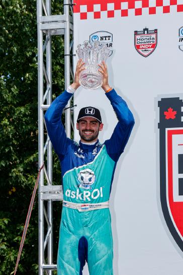 #18: Rinus VeeKay, Dale Coyne Racing Honda, Indycar Victory Podium