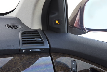 2012 Acura MDX.