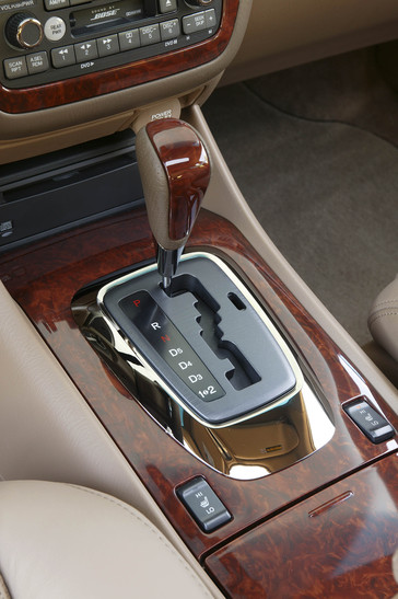 2006 Acura MDX interior.
