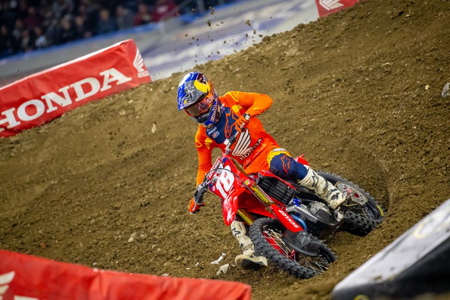 Lawrence Extends 250SX East Points Lead with Detroit Win