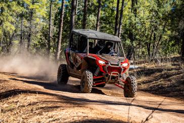 2022 Honda Talon 1000X-4FOXLiveValve action
