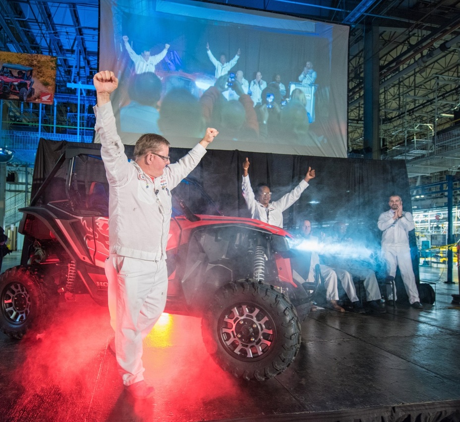 Honda South Carolina Mfg. associates (lr) Jim Mudge and Pat Small