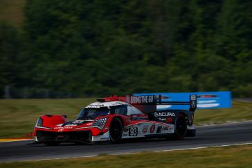 #93: Acura Meyer Shank Racing w/Curb Agajanian, Acura ARX-06, GTP: Renger van der Zande, Nick Yelloly