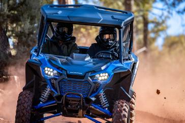 2022 Honda Talon 1000X-4 FOXLiveValve action