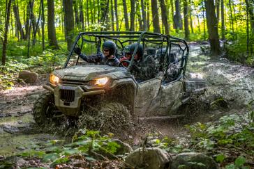 2025 Honda Pioneer 1000-6 Deluxe Crew