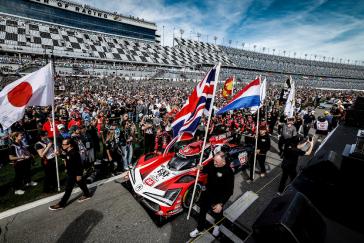 #93: Acura Meyer Shank Racing w/Curb Agajanian, Acura ARX-06, GTP: Renger van der Zande, Nick Yelloly, Alex Palou, Kaku Ohta