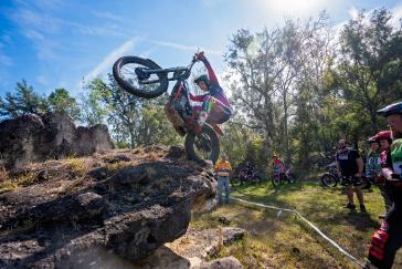 American Honda is proud to announce its updated Red Rider Rewards program for the 2025 season, with an industry-leading available contingency.