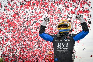 #28: Marcus Ericsson, Andretti Global Honda, winner, Victory Circle