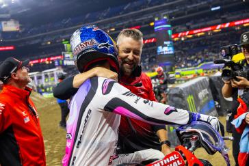 Hunter Lawrence takes career-first 450SX Triple Crown overall win in Indianapolis