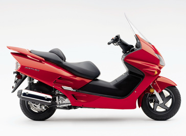 2004 Honda Reflex.
