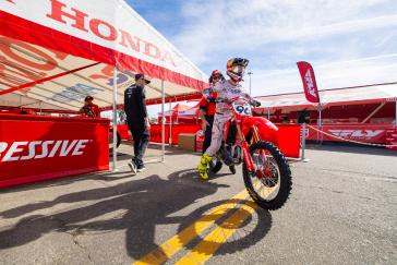 Jett Lawrence Earns His First Win of the Season, at Anaheim 2 SX