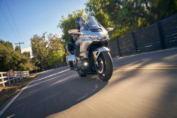 25 Honda Gold Wing Tour Light Silver Metallic Action