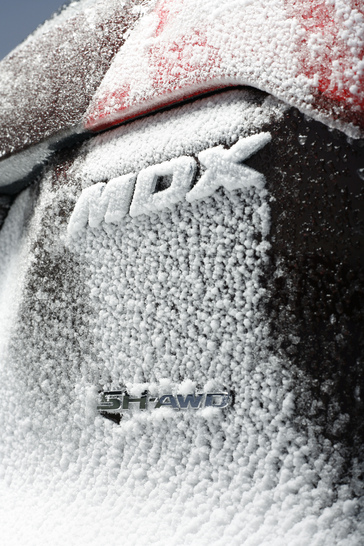 2008 Acura MDX.