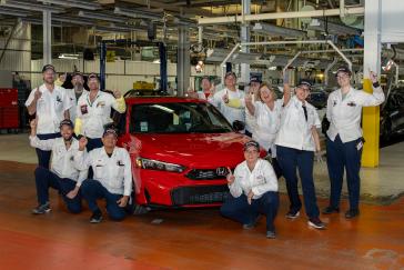 Honda Civic Hybrid Wins 2025 North American Car of the Year Award