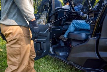 2025 Honda Pioneer 1000-6 Deluxe Crew