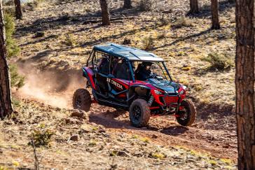 2022 Honda Talon 1000X-4FOXLiveValve action