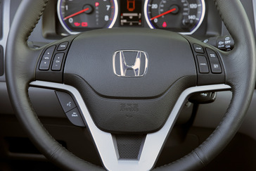 2007 Honda CR-V (EX-L with Navigation) - Interior.

