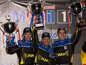2007 Sebring 12 Hours, Dario Franchitti, Bryan Herta and Tony Kanaan drive ARX-01a to victory