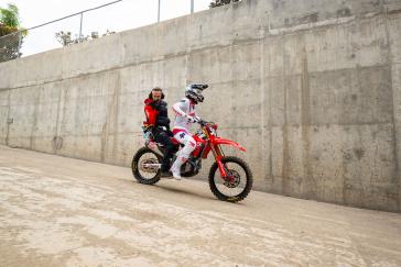 Jett Lawrence Earns His First Win of the Season, at Anaheim 2 SX