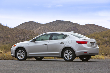 2014 Acura ILX Hybrid.