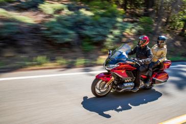 Honda Gold Wing Tour Candy Ardent Red Action