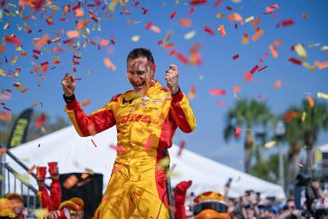 #10: Alex Palou, Chip Ganassi Racing Honda celebrates in victory lane
