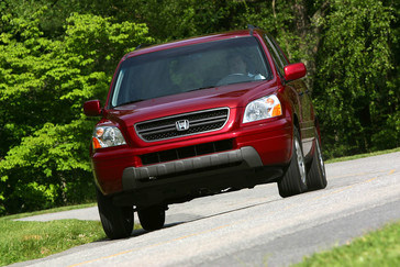 2003 Honda Pilot EX.
