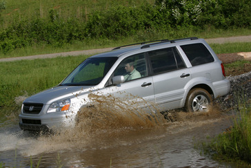 2003 Honda Pilot EX.
