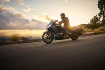 25 Honda Gold Wing Matte Black Metallic Action