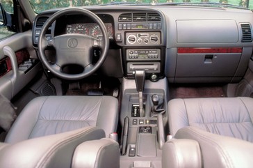 1999 Acura SLX.
