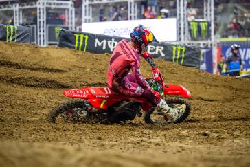 Honda HRC Progressive Controls SMX Playoffs After St. Louis Sweep