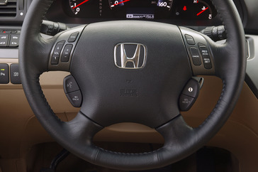 2005 Honda Odyssey Touring Interior
