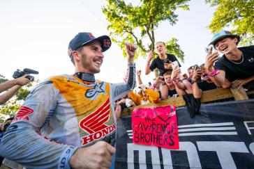 Honda HRC Progressive Sweeps Budds Creek MX, Clinches Manufacturers and 450 Riders Championships
