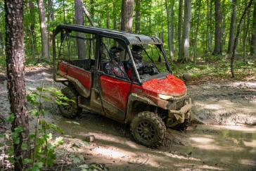 2026 Honda Pioneer 1000 Deluxe