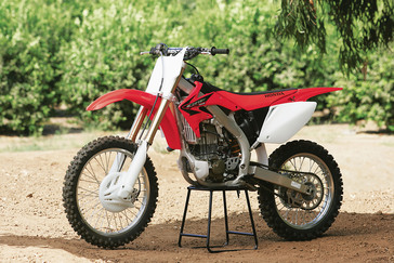 2005 Honda CRF450R.
