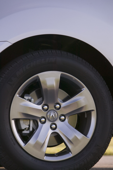 2009 Acura MDX.