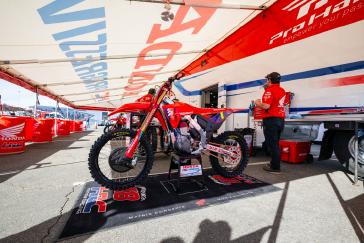 Jett Lawrence Earns His First Win of the Season, at Anaheim 2 SX
