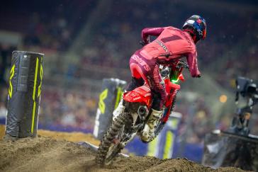 Honda HRC Progressive Controls SMX Playoffs After St. Louis Sweep