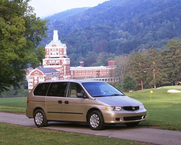 2000 Honda Odyssey LX.
