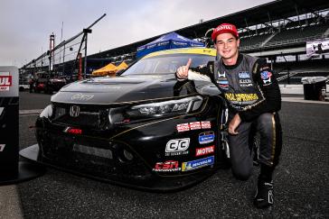 #5: KMW Motorsports With TMR Engineering, Honda Civic FL5 TCR, TCR: Tim Lewis, Rocco Pasquarella, Motul Pole Award