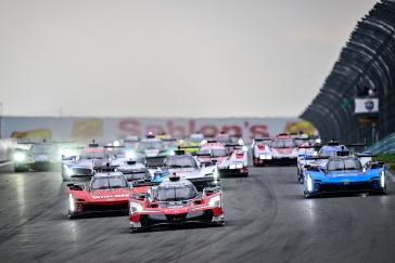 #93: Acura Meyer Shank Racing w/Curb Agajanian, Acura ARX-06, GTP: Renger van der Zande, Nick Yelloly, Kaku Ohta, GTP Start