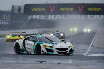 #66: Gradient Racing, Acura NSX GT3, GTD: Sheena Monk, Stevan McAleer, Tati Calderon