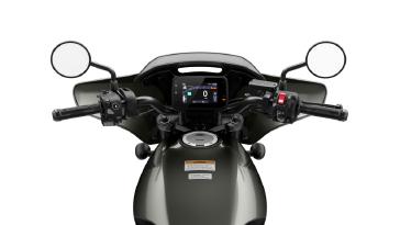 2025 Honda Rebel 1100 T cockpit