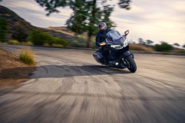25 Honda Gold Wing Matte Black Metallic Action