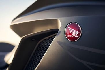 25 Honda Gold Wing Matte Black Metallic Location Detail